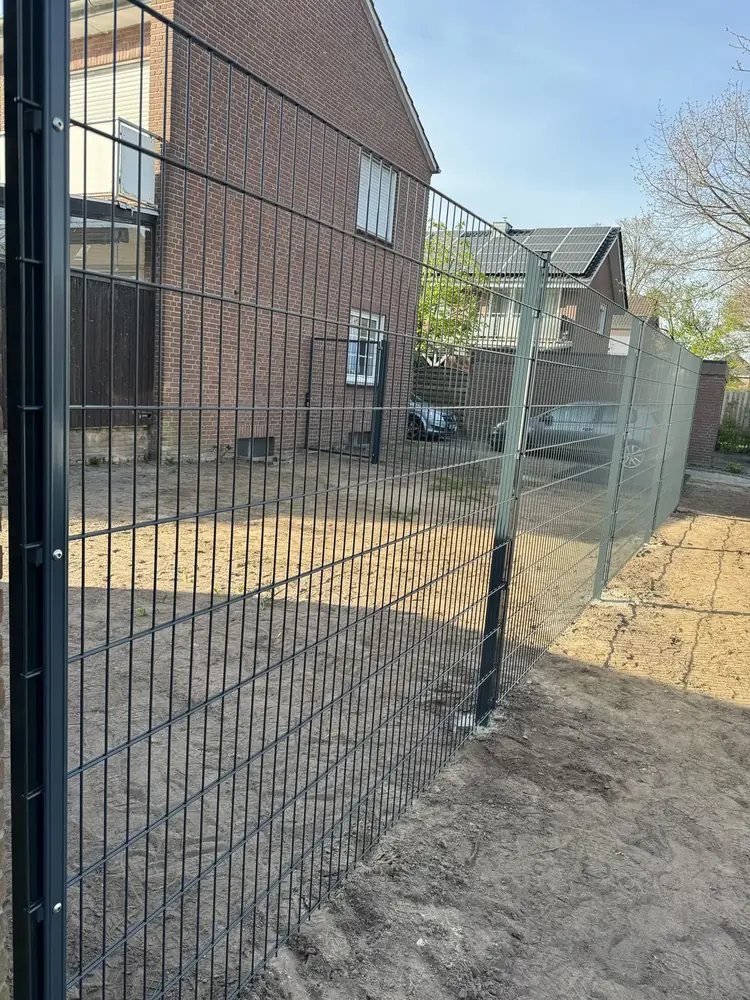 Doppelstabmattenzaun montiert von Zaunonkel