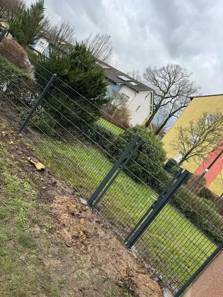 Doppelstabmattenzaun montiert von Zaunonkel