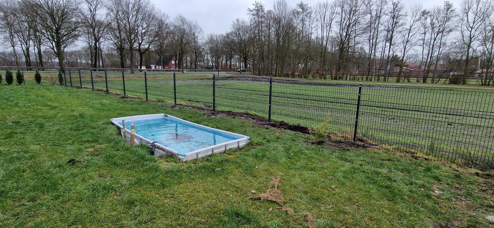 Doppelstabmattenzaun 6/5/6 in Barßel &ndash; Zaunonkel GmbH