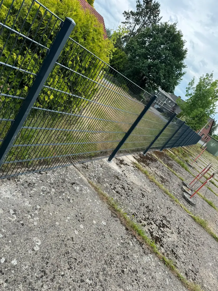 Tor in Edewecht – Montage durch Zaunonkel