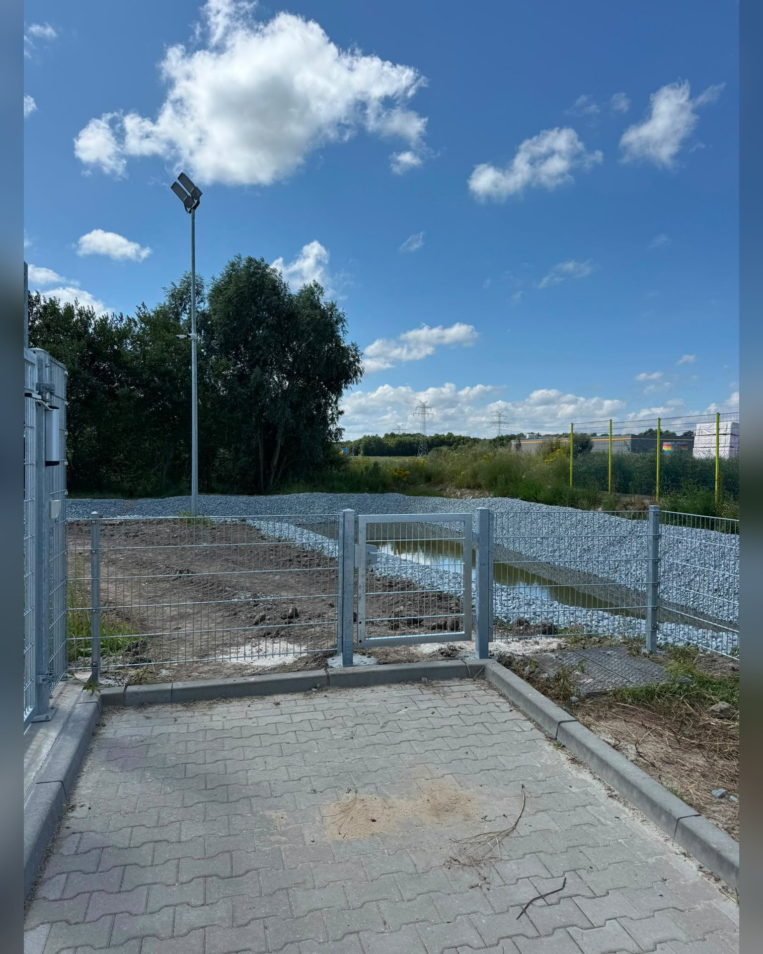 Doppelstabmattenzaun in Schortens – Montage durch Zaunonkel
