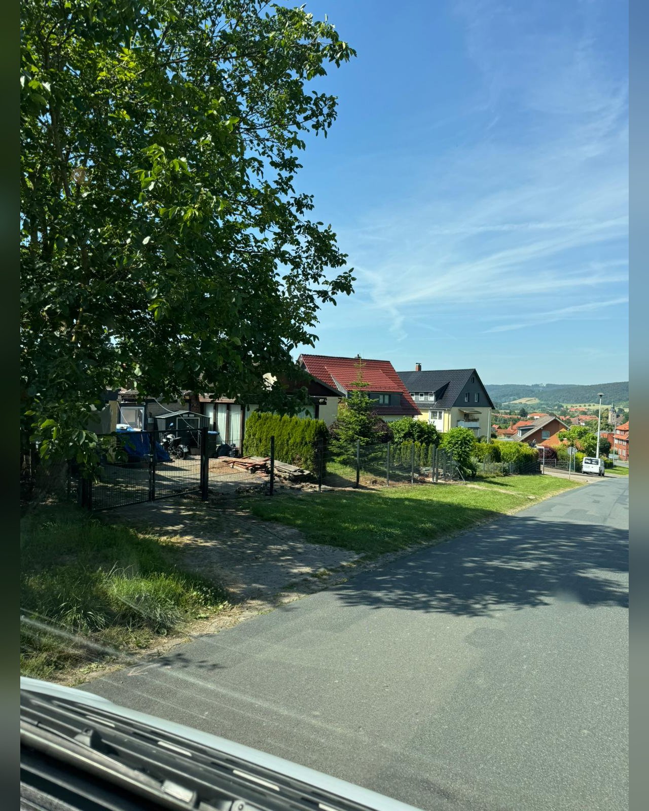 Doppelstabmattenzaun in Einbeck – Montage durch Zaunonkel