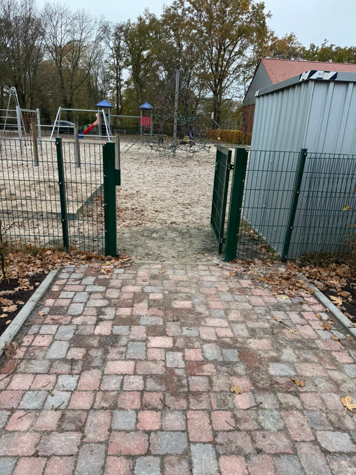 Zaun in Grundschule Collinghorst &ndash; Zaunonkel GmbH