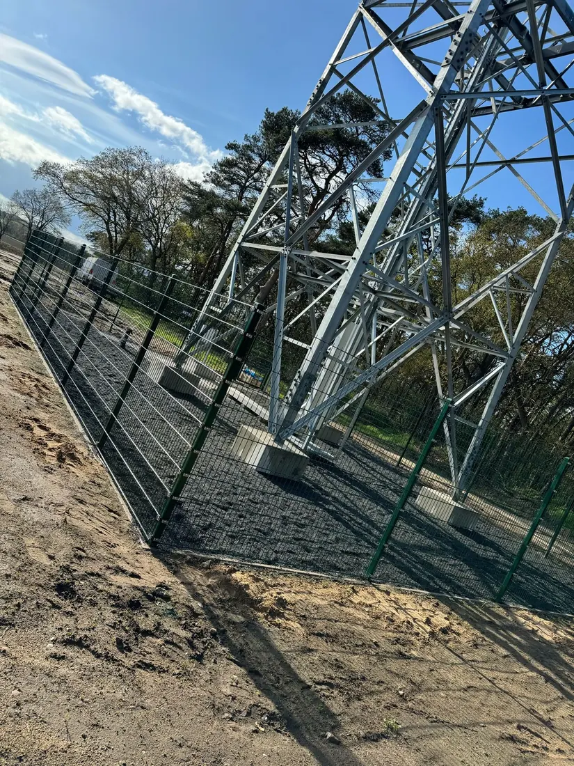 Zaun in Himbergen – Montage durch Zaunonkel