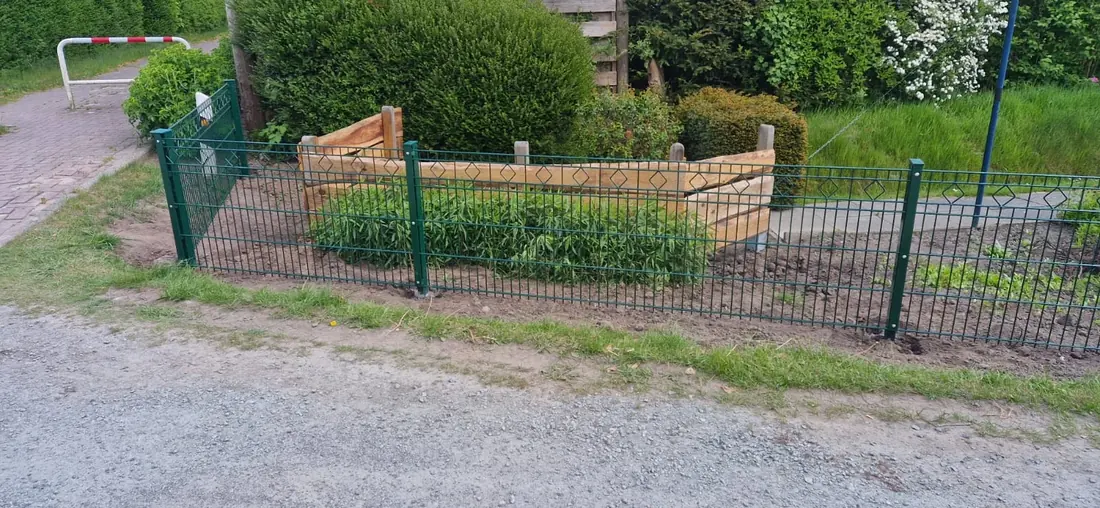 Schmuckzaun in Moormerland – Montage durch Zaunonkel