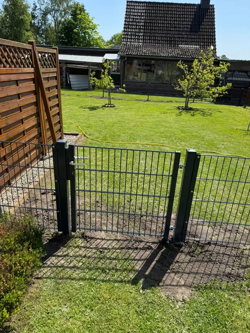 Zaun in Ochtersum – Montage durch Zaunonkel
