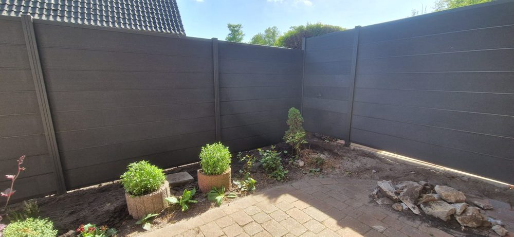 WPC-Sichtschutzzaun in Ostrhauderfehn &ndash; Zaunonkel GmbH