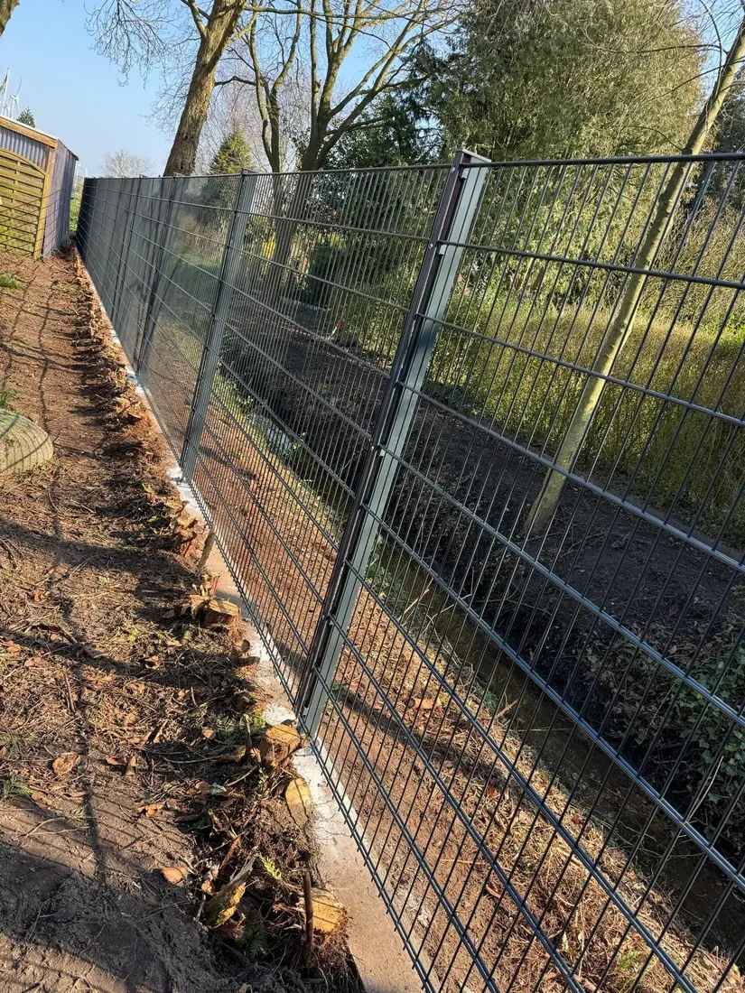 Doppelstabmattenzaun in Papenburg – Montage durch Zaunonkel