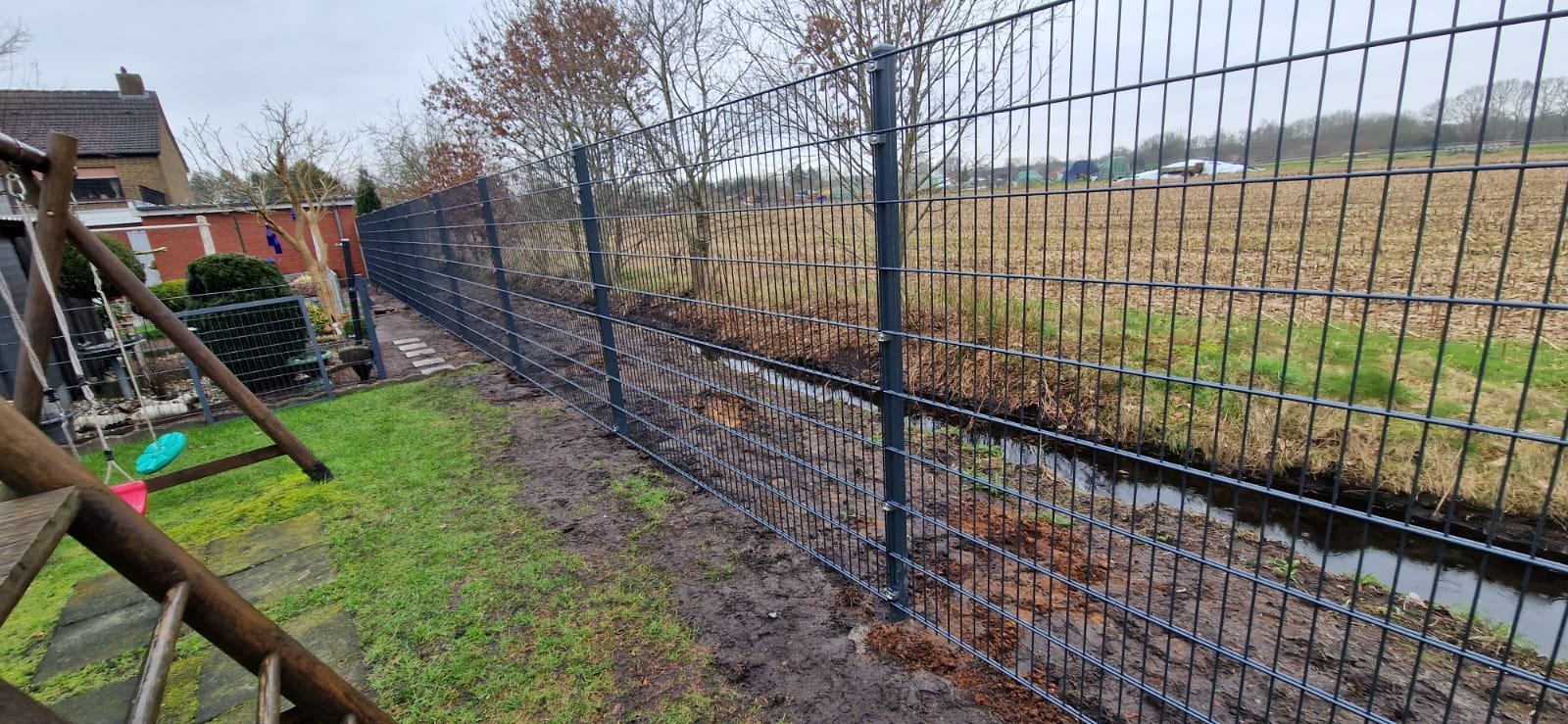 Doppelstabmattenzaun 8/6/8 in Papenburg &ndash; Zaunonkel GmbH