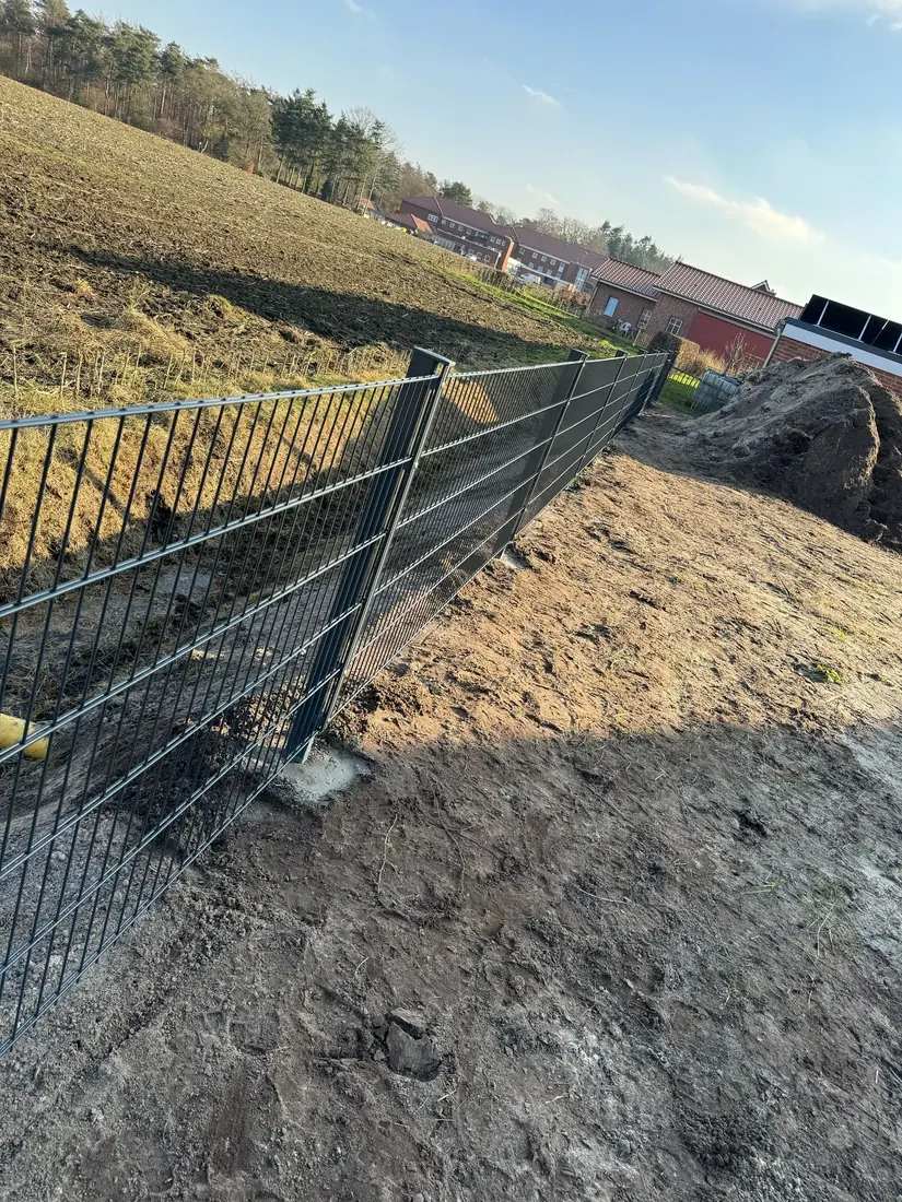 Zaun in Schwerinsdorf – Montage durch Zaunonkel