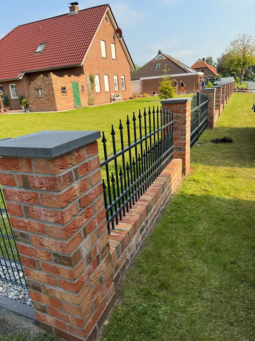 Schmuckzaun in Südbrookmerland – Montage durch Zaunonkel