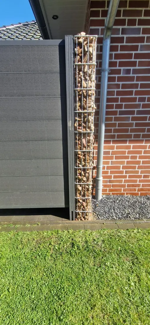 Gabionenzaun in Westoverledingen Gabionen – Montage durch Zaunonkel